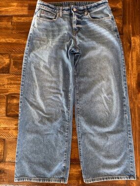 wild fable women's Light Wash Relaxed Jeans - Blue